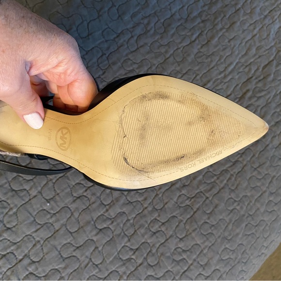 Michael Kors - size 8 1/2 - Picture 7 of 7